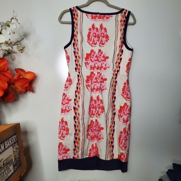 ModCloth Leader Sheath Dress - Picture 5 of 10
